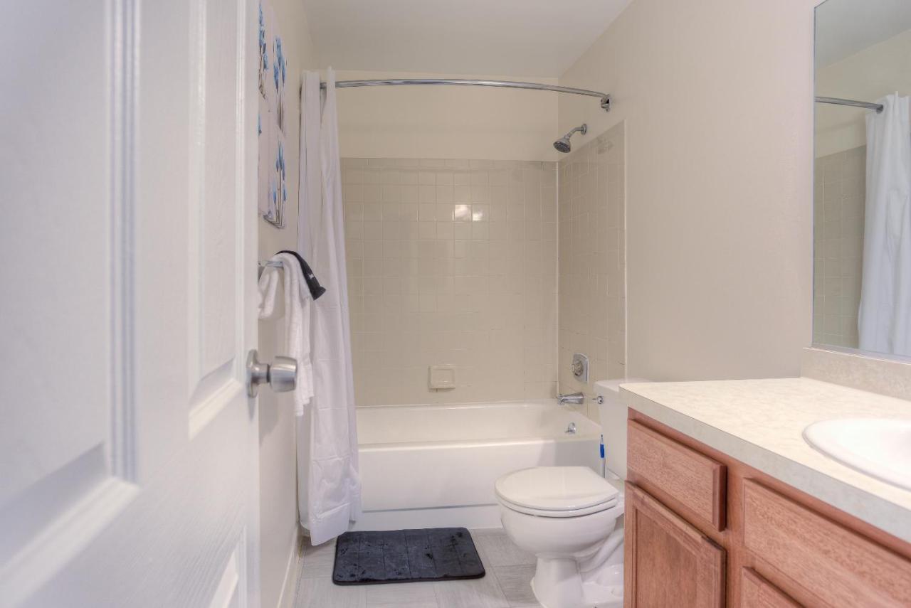 Frontdesk I River Place Apts Rivertown Detroit Quarto foto