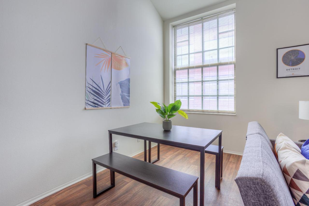 Frontdesk I River Place Apts Rivertown Detroit Quarto foto