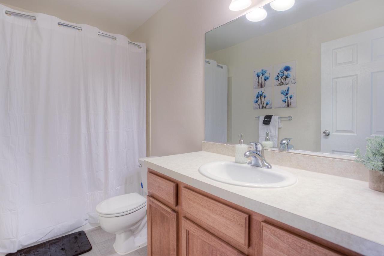 Frontdesk I River Place Apts Rivertown Detroit Quarto foto